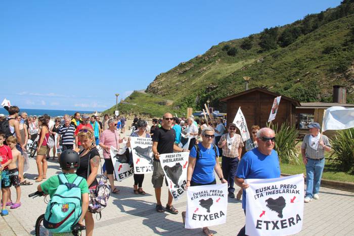 Zarauzko eta Orioko hondartzak ere hartuko ditu dispertsioaren aurkako aldarriak