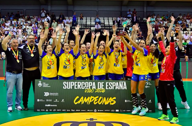 Maria Zalduak Espainiako Superkopa irabazi du Rocasa Gran Canaria taldearekin