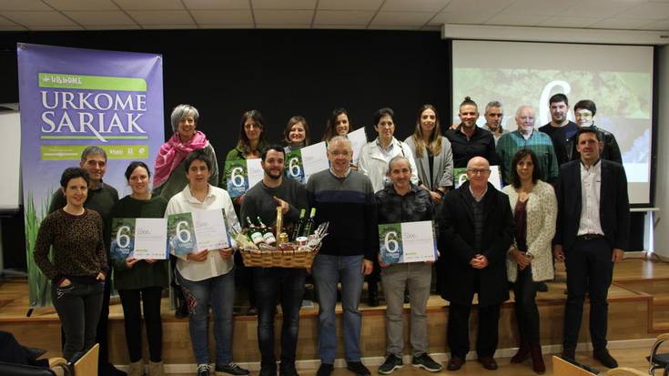 Urkome sariak banatu dituzte