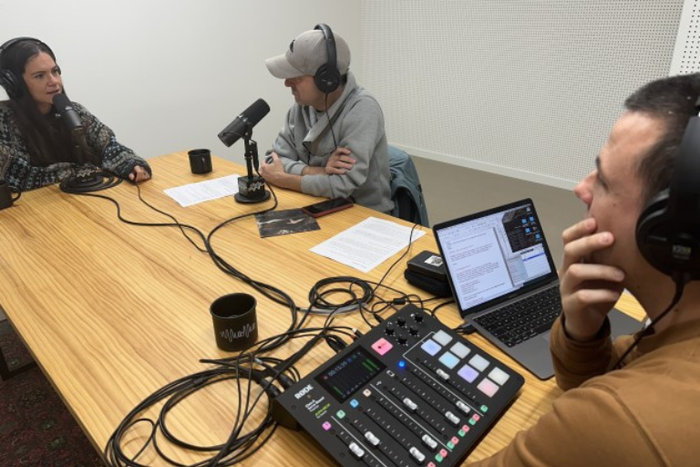 Sara Zozaiarekin estreinatu da 'Murmur' podcasta