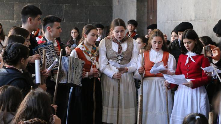 Santa Ageda bezperan, kopla doinuek hartuko dituzte herriko txokoak