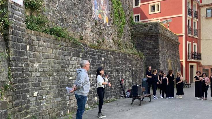 Garai bateko izanaren izenak, Mareaerrota eta Goiko Alberga plazak