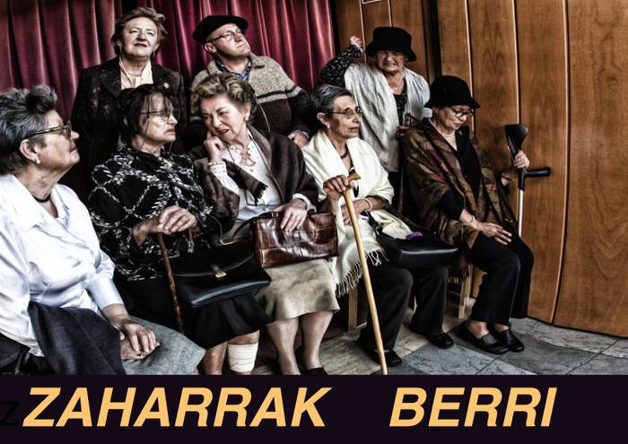 Itzurungo Uhinak taldearen antzezlana, bihar Modelo aretoan