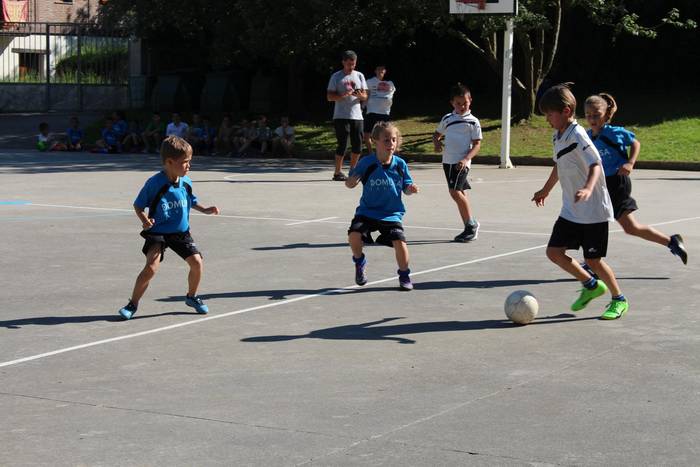Futbol partidak jokatu dituzte errezildarrek eta bidaniarrek, festei bukaera emateko