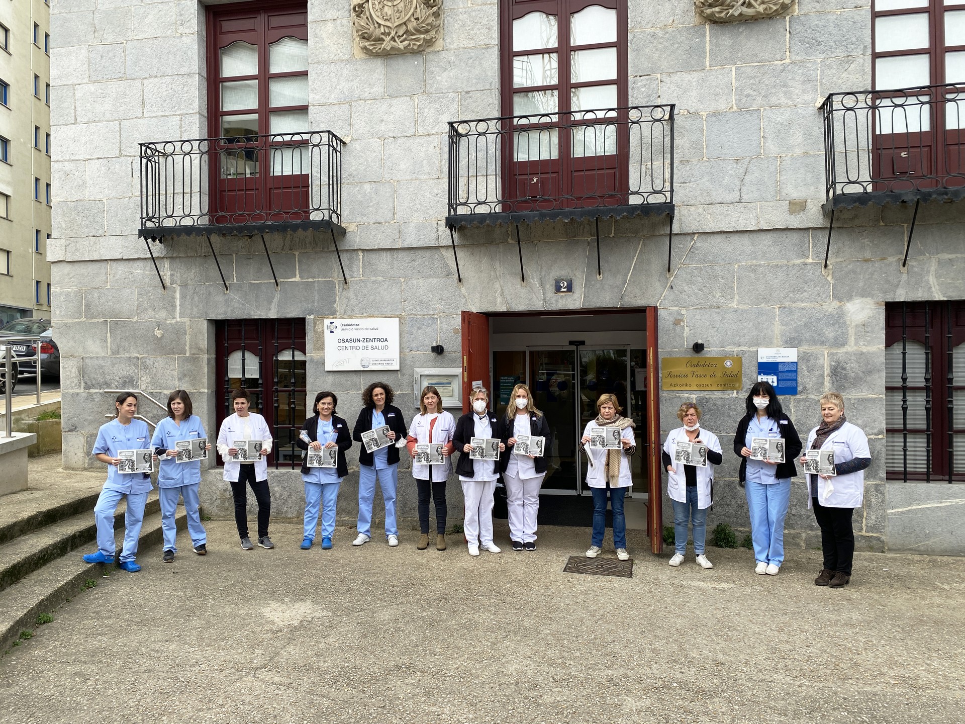 "Osakidetza defendatzeko eta osasun publikoa desegitearen aurka" mobilizatu dira anbulatorioan