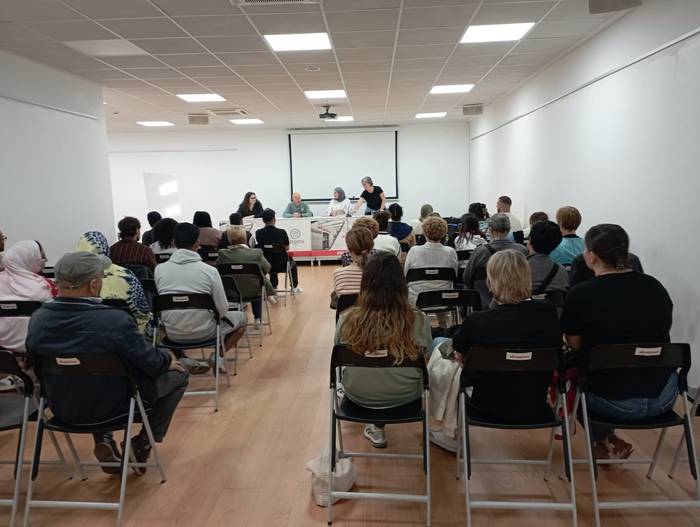 Ikusmina piztu du Hafsa Fenehara abokatuaren hitzaldiak