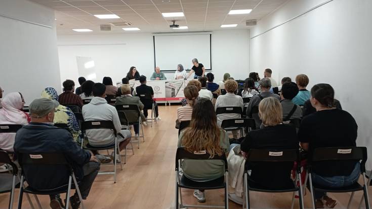 Ikusmina piztu du Hafsa Fenehara abokatuaren hitzaldiak