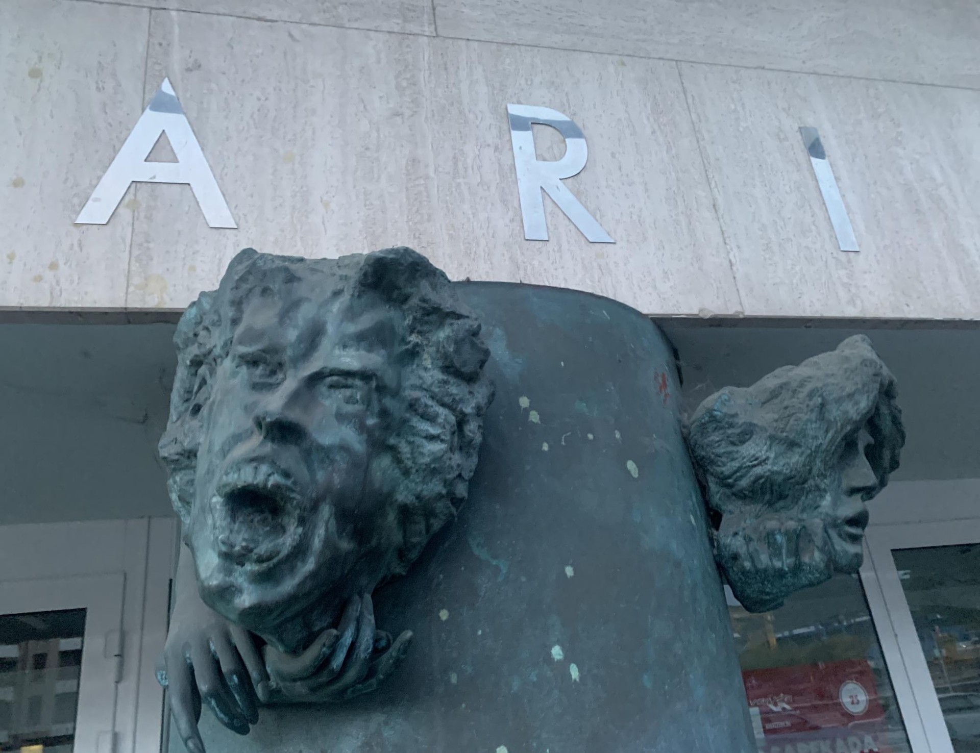 Ez da emanaldirik izango Aita Marin uztailaren 10era arte