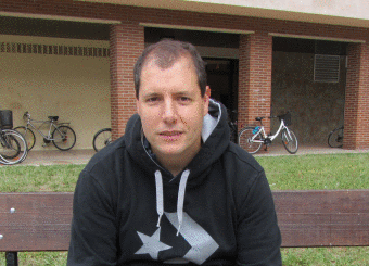 Felix Zubia: "Ongi pasatzeko jarduten dut bertsotan; afizioa dut guztiz"