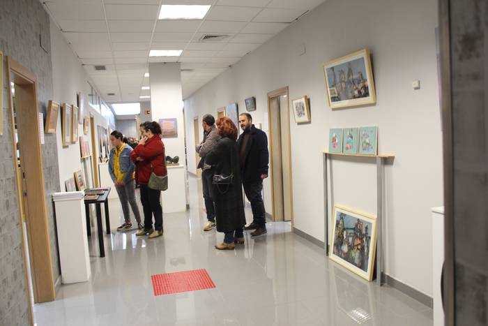 Asteburu bat gehiagoz zabalduko dute Azpeitiko arte azoka