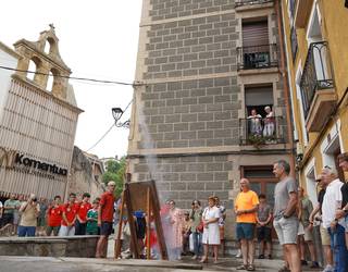Festa giroan sartu dira dagoeneko zumaiarrak