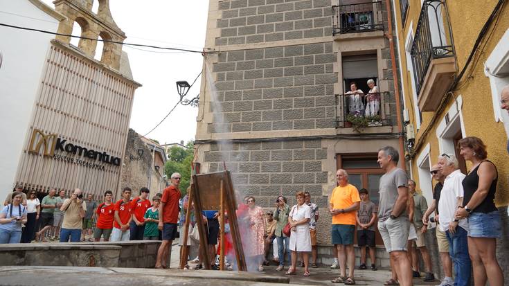 Festa giroan sartu dira dagoeneko zumaiarrak
