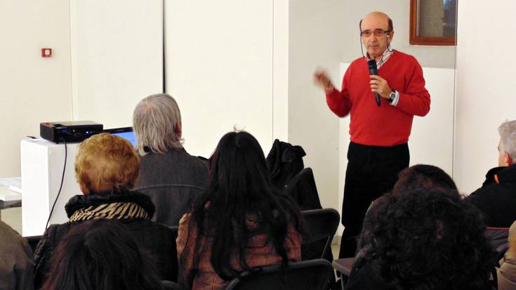 “Turismoan eta esportazioan liderrak gara, baina zoritxarrez hondakinei dagokienean"