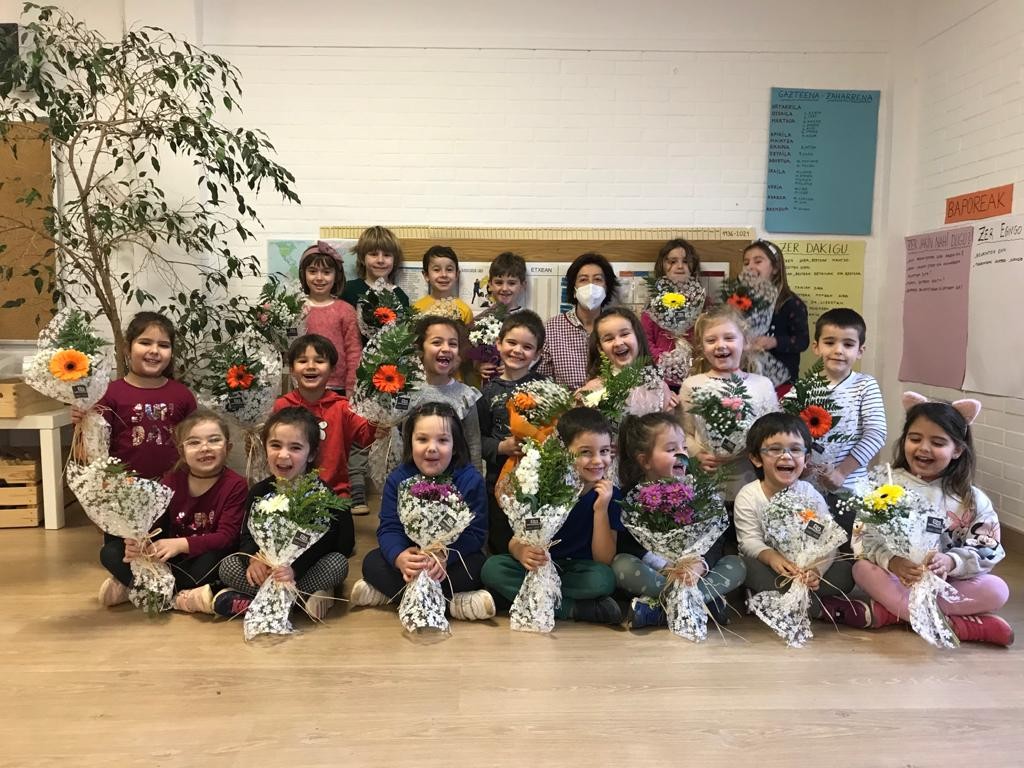 Zorionak eta urte askoan Mari Carmen!