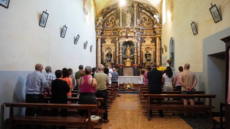 Mezarekin ospatu dute San Joan eguna Oñatz auzoan