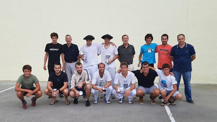 Gorostola eta Mendizabalek irabazi dute Itzurungo pilota txapelketa