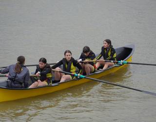 Maila ona erakutsi dute Zumaiako batelek etxean jokatutako jardunaldian