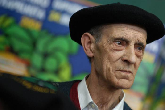 Manuel Lasarteren omenaldiari buruzko bilera irekia