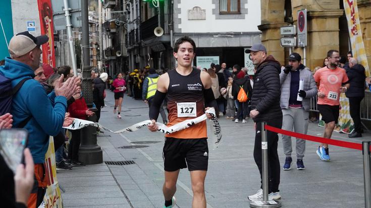 Ibon Badiolak eta Amagoia Iribarrek irabazi dute Azkoitiko Herri Lasterketaren hogeigarren edizioa