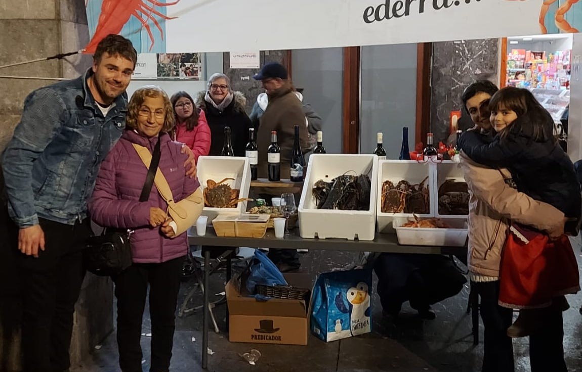 Clara Canchok irabazi du Floreaga Ikastetxeko guraso elkarteak zozketatutako mariskada