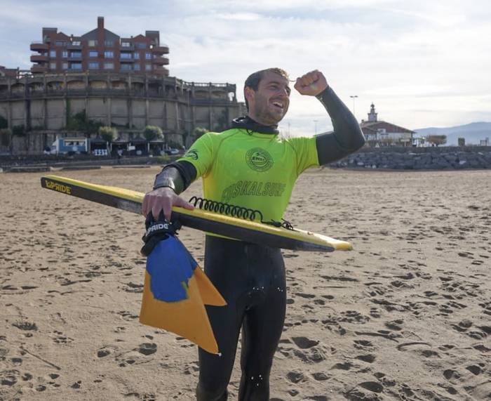 Alex Odriozola nagusitu da Ereagan, Euskal Herriko bodyboard zirkuituko proban