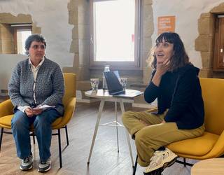 Zaintzaren inguruko eztabaida literaturatik ulertu nahian