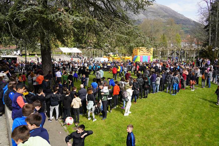 Jai giroan eta pozez hasi dituzte Loiolako festak