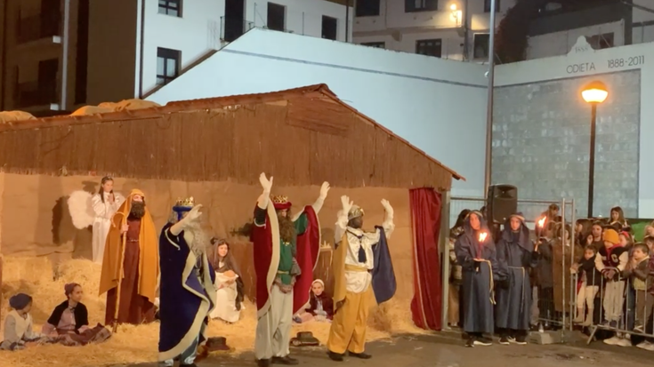 Gabonetako ekitaldiak antolatzeko laguntza eskatu die udalak herriko taldeei