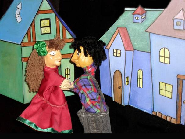 Txotxongiloen ikuskizuna izango da larunbatean kanpinean