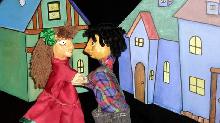 Txotxongiloen ikuskizuna izango da larunbatean kanpinean