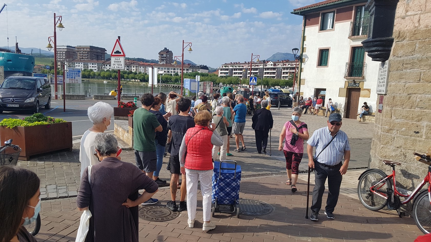 Agortu dira jaialdiko ekitaldi batzuetarako gonbidapenak