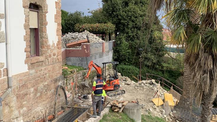Martxan dira San Juan egoitzan pasabide berria egiteko lanak