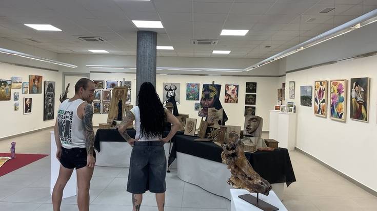Ikusgai daude Arte eta Diseinu Ikastegiko artistek sortutako lanak