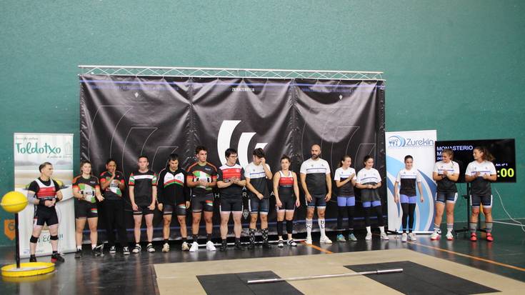 Gipuzkoako hiru alterofilia klubak Aritzbatalden aurrez aurre