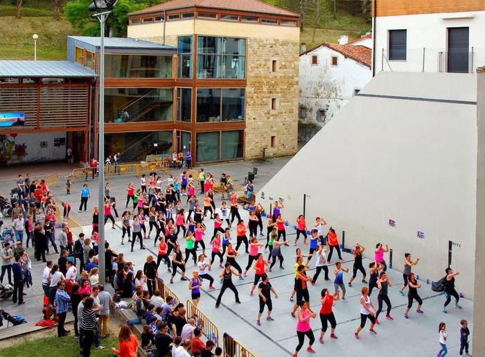Lourdeseko boluntarioen aldeko zumba saioa egingo da hilaren 29an