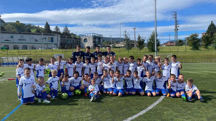 Zabalik da Lagun Onaken Futbol Eskolan izena emateko epea
