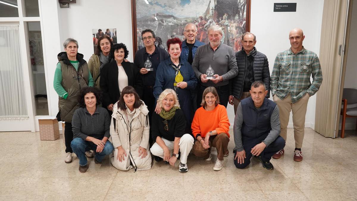 Zumaiako odol emaileek omenaldia jaso dute