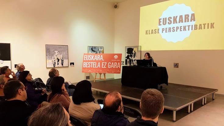 Maddi Sarasuaren hitzaldiak eman dio hasiera 'Euskara, bestela ez gara' zikloari