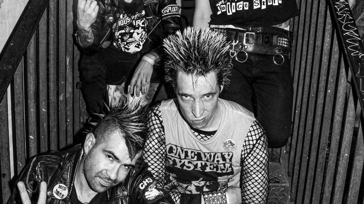 Lumpen eta Peedöh ariko dira zuzenean, Hiruputzun