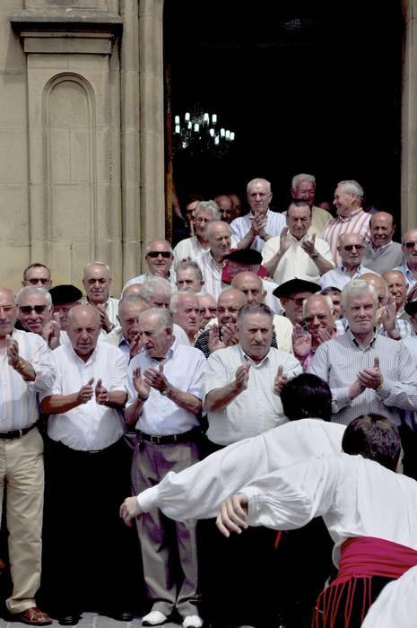 53 arrantzale ohi eta saregile bat omenduko dituzte Donostian