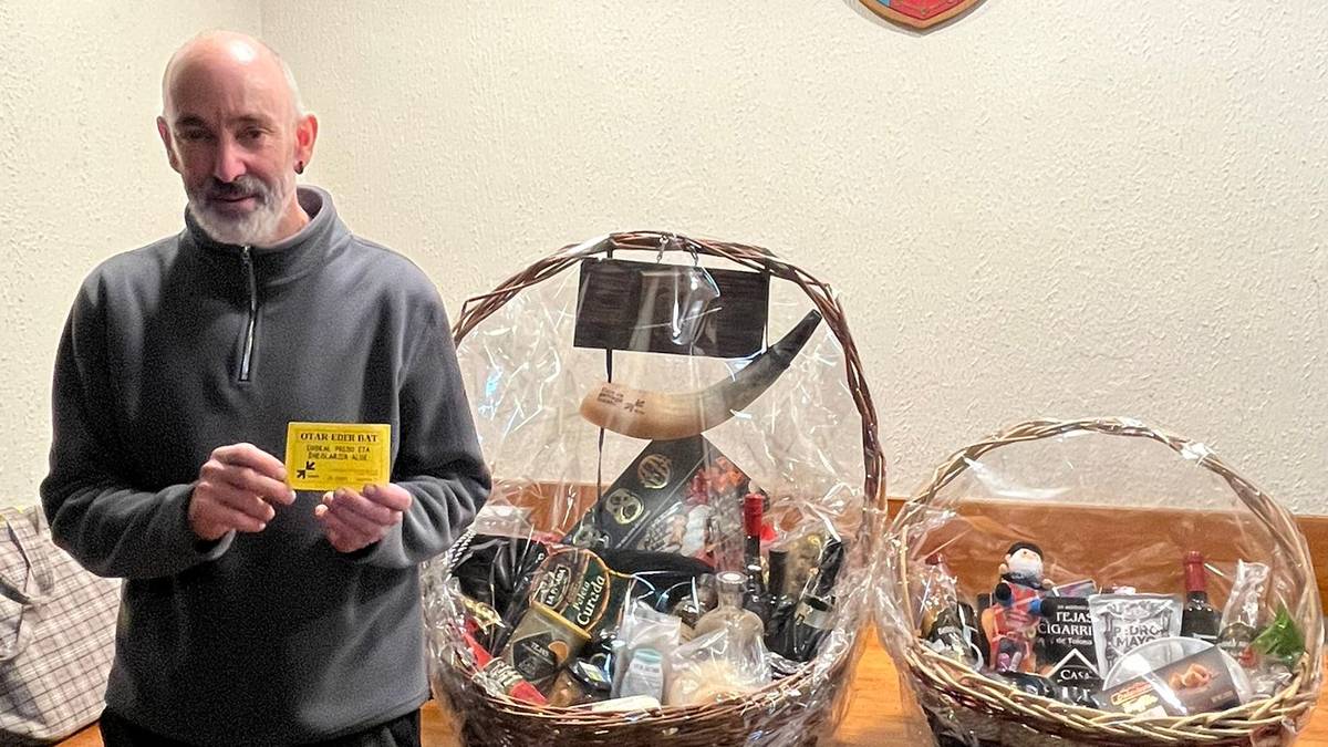 Presoen eta iheslarien aldeko zozketako sariak badu jabea