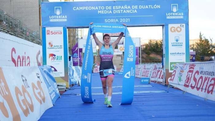 Usoa Ostolazak irabazi du Espainiako Distantzia Erdiko Duatloi Txapelketa