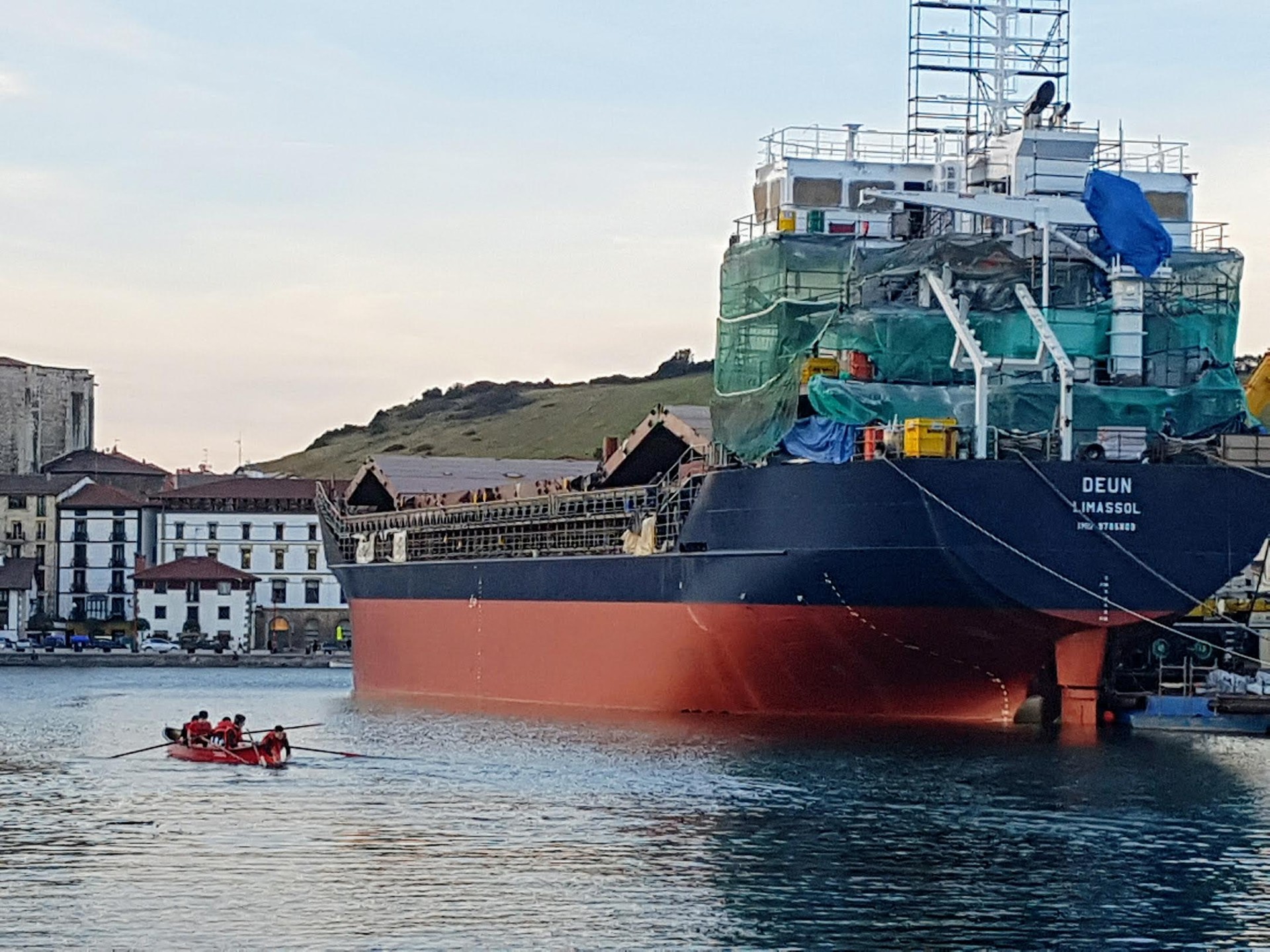 Bihar eta etzi Euskadiko batel txapelketa jokatuko da Sestaon