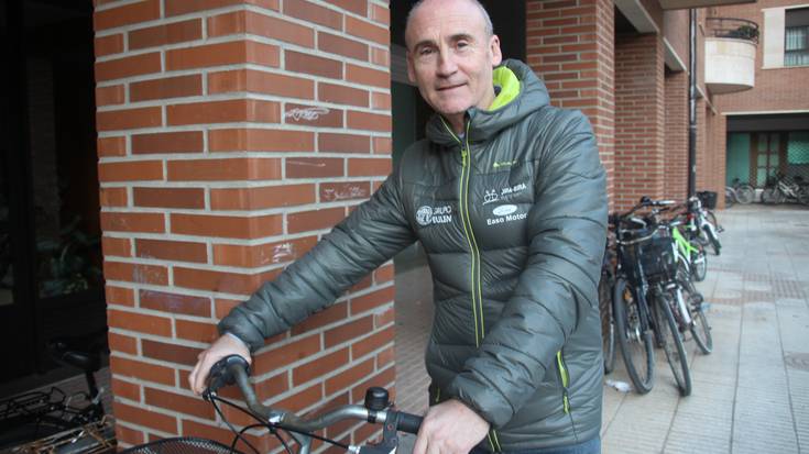 «Txirrindularitzaren etorkizunari beste ikuspegi bat eman behar zaio»