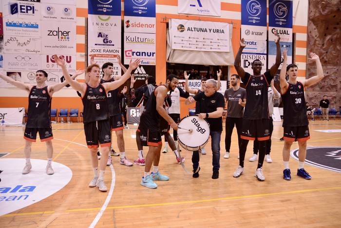 Beste jardunaldi borobil bat Iraurgiren talde nagusientzat