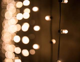 Argi eta apaingarri, ahal dela jasangarri