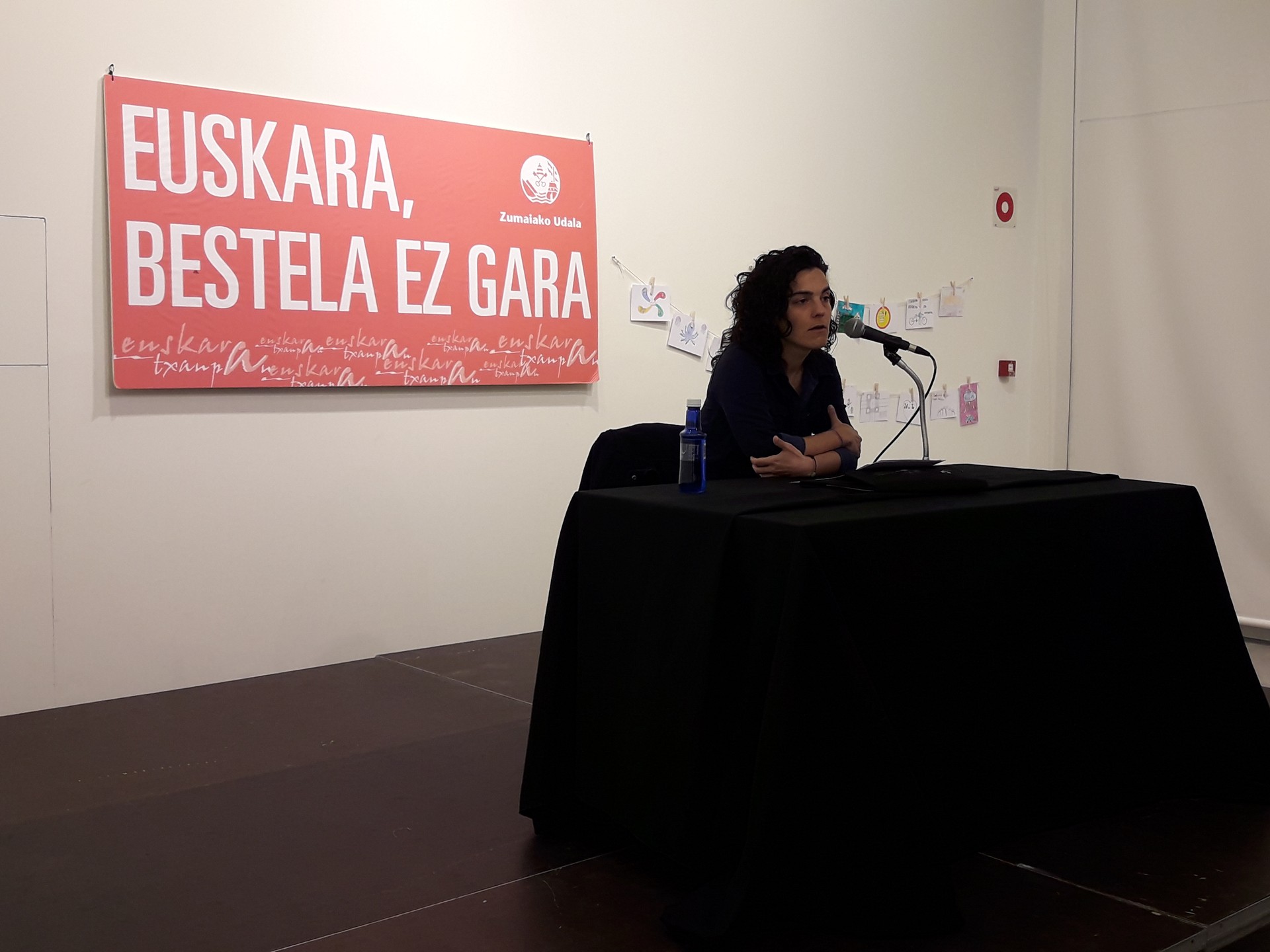“Euskararen ardatza sendo badugu, ez dugu beldurrik izan behar beste hizkuntzak erabiltzeko”