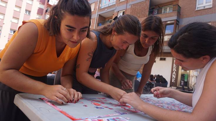 Lehiatuz hasi da arratsaldea gaur SKAPAko jaietan