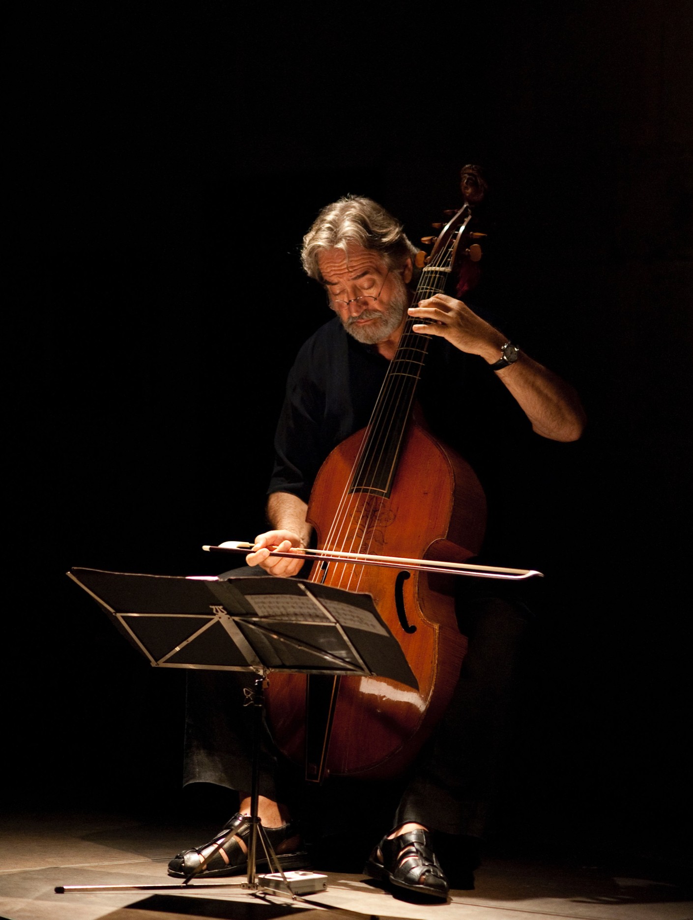 Doako autobus zerbitzua izango da Jordi Savallen Kursaalean emango duen emanaldira joateko
