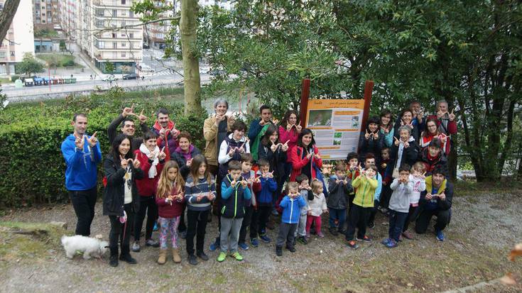 40 zumar landatu dituzte Forondan gaur egin den Zuhaitz Egunean